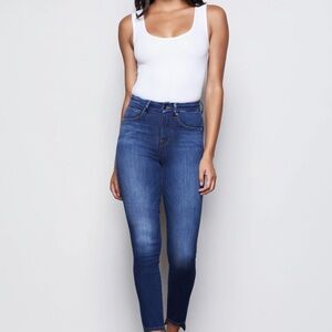 Good American Good Waist Skinny Jeans